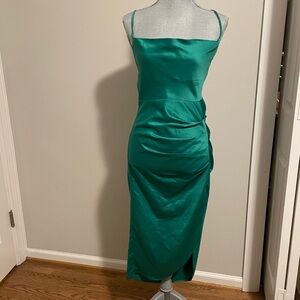 emerald green satin ruched bodycon midi dress